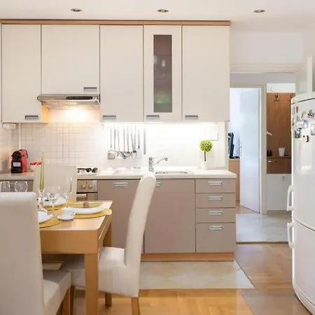 Kennedy Apartment Urban Stay Zagreb Exterior photo